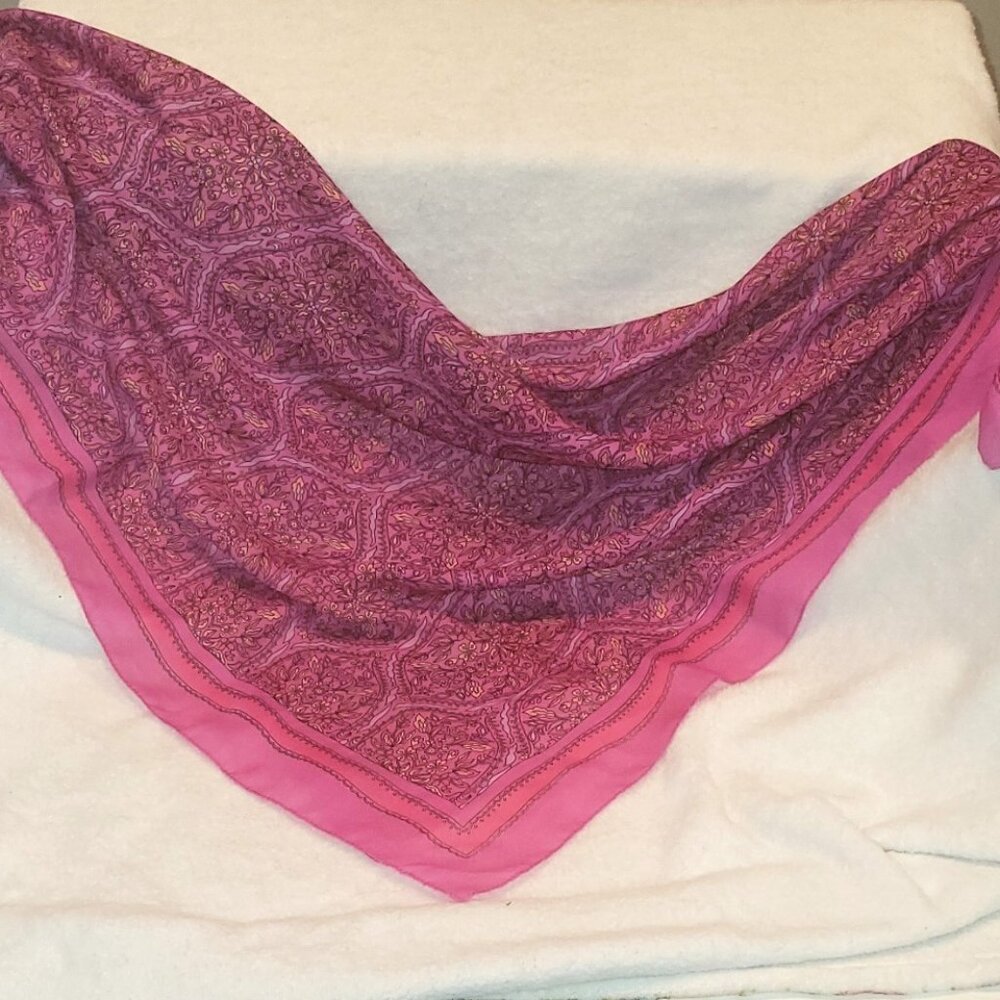 Pink Floral Stained Glass Square Fashion Scarf
